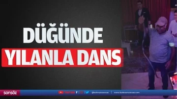 D&uuml;ğ&uuml;nde yılanla dans