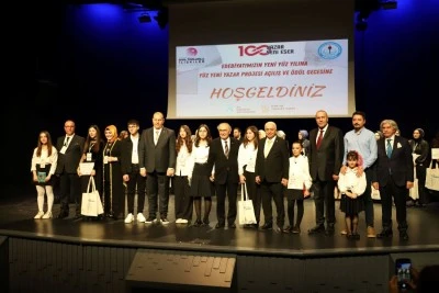 Edebiyatın yeni y&uuml;zyılında gen&ccedil; kalemler sahnedeydi!