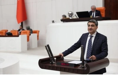 Ekmen: B&uuml;t&ccedil;enin en b&uuml;y&uuml;k kara deliği 21/B ihaleleridir