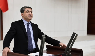 Ekmen: Eğitim pahalı, gen&ccedil;ler umutsuz, aileler &ccedil;aresiz, sistem g&uuml;venini kaybetti