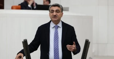 Ekmen: Okul g&uuml;venliği ve yayıncılıkta ciddi tedbir şart