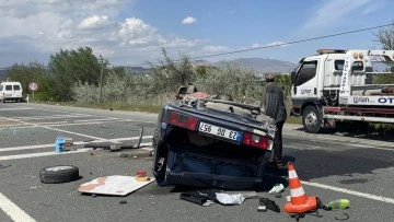 Elazığ'da iki otomobilin &ccedil;arpışması sonucu 3 kişi yaralandı
