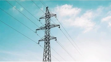  Elektrik akımına kapılan iş&ccedil;i hayatını kaybetti