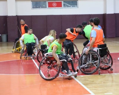 Engelli basketbolcular play-off ma&ccedil;larında işi sıkı tutmak istiyor