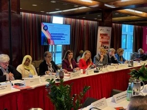 Eş Başkan Bucak, New York&rsquo;ta Kadın Liderliği Zirvesi&rsquo;ne katıldı