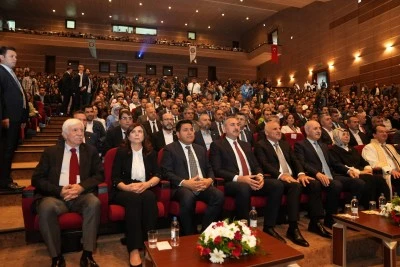 Eşbaşkan Bucak,  Akademik Yıl A&ccedil;ılış T&ouml;reni&rsquo;ne katıldı