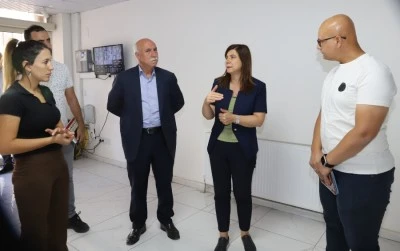 Eşbaşkan Bucak, &Ccedil;ermik&rsquo;te sosyal yaşamı g&uuml;&ccedil;lendirecek merkezde incelemelerde bulundu
