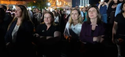 Eşbaşkan Bucak, halk konserine katıldı