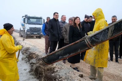 Eşbaşkan Bucak, kentte y&uuml;r&uuml;t&uuml;len &ccedil;alışmaları inceledi
