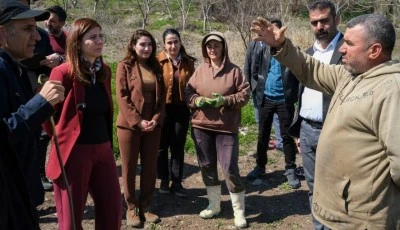 Eşbaşkanlar Hevsel Bah&ccedil;eleri&rsquo;nde &ccedil;ift&ccedil;ilerle buluştu