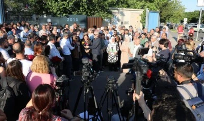 Eşbaşkanlar İstasyon Meydanı'ndaki anmaya katıldı