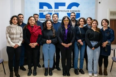 Eşbaşkanlardan gazeteci &ouml;rg&uuml;tlerine ziyaret