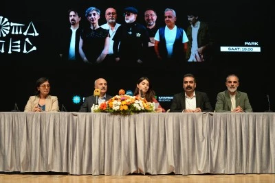 Eşbaşkanlardan Koma Amed konserine katılım &ccedil;ağrısı