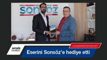 Eserini Sons&ouml;z&rsquo;e hediye etti