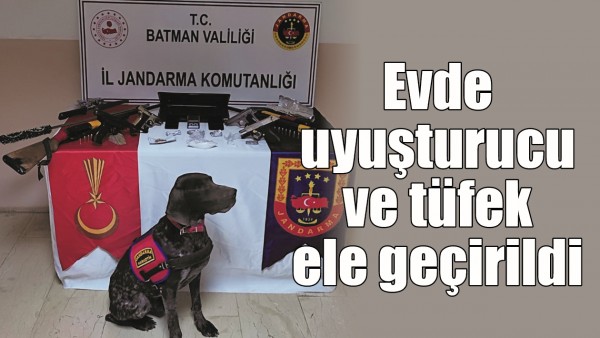 EVDE UYUŞTURUCU VE T&Uuml;FEK ELE GE&Ccedil;İRİLDİ
