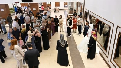 Evlilik Okulu Projesi'ni tamamlayan 366 &ccedil;ift sertifikalarını aldı