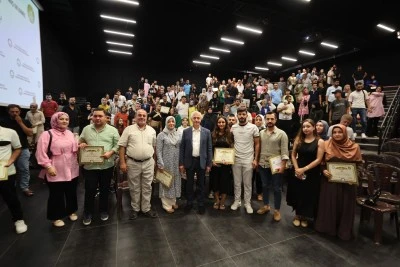  Evlilik Okulu Projesi'ni tamamlayan 481 &ccedil;ift sertifikalarını aldı