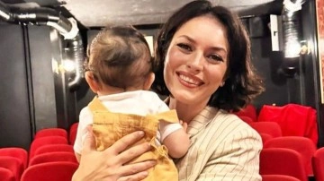 Ezgi Mola'dan Annelik ve Oyunculuk Hakkında A&ccedil;ıklamalar