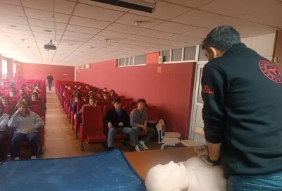 Fatih Lisesi&rsquo;nde hayat kurtaran eğitim