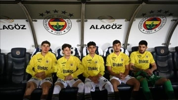 Fenerbahçe Gençleri Liderlik Koltuğunda