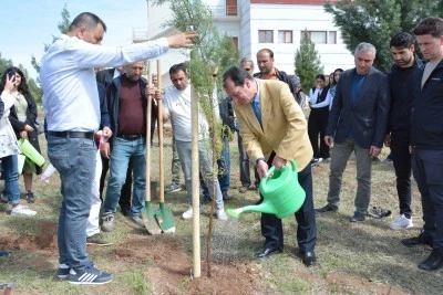 Fidan dikim etkinliği d&uuml;zenlendi