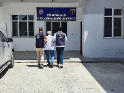 Firari 2 h&uuml;k&uuml;ml&uuml; yakalandı