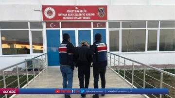 Firari h&uuml;k&uuml;ml&uuml; yakalandı