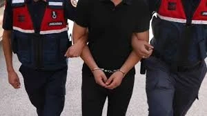  Firari h&uuml;k&uuml;ml&uuml; yakalandı