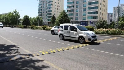 Fırat Bulvarı&rsquo;nda trafik g&uuml;venliği i&ccedil;in yeni &ouml;nlemler