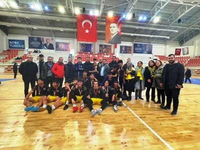 Futsal&rsquo;da bal gibi şampiyonluk