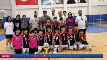Futsalda k&uuml;&ccedil;&uuml;k şampiyonlar belli&hellip;