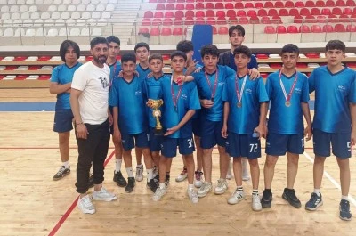 Futsalın şampiyonu Ziya G&ouml;kalp&hellip;