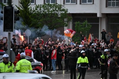 Galatasaray kafilesi Gaziantep'e geldi