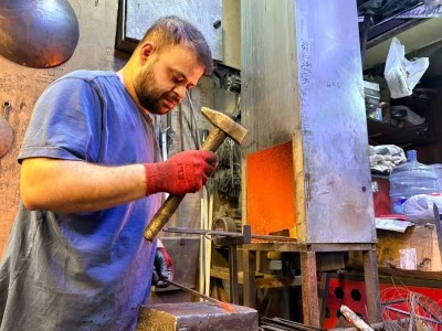 Gastronomi kentinin kebap şişlerine &uuml;&ccedil; kuşaktır şekil veriyorlar