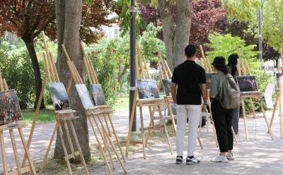 GA&Uuml;N'de 15 Temmuz temalı resim sergisi a&ccedil;ıldı