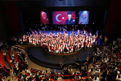 GA&Uuml;N Fen Edebiyat Fak&uuml;ltesi'nde mezuniyet t&ouml;reni