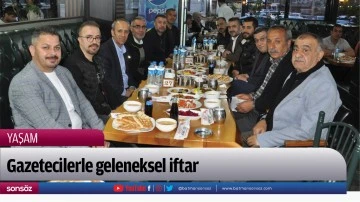 Gazetecilerle geleneksel iftar