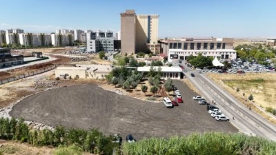 Gazi Yaşargil Eğitim ve Araştırma Hastanesi&rsquo;ne yeni otopark
