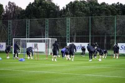 Gaziantep FK, devre arası kamp &ccedil;alışmalarını Antalya'da s&uuml;rd&uuml;rd&uuml;