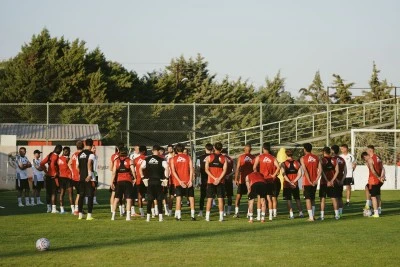 Gaziantep FK, yeni sezon hazırlıklarını s&uuml;rd&uuml;rd&uuml;