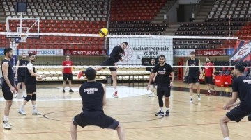 Gaziantep Gen&ccedil;lik Spor, Zirvede Namağlup Yolunda