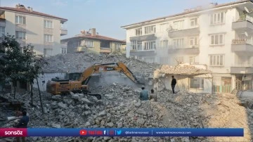 Gaziantep'te ağır hasarlı binaların y&uuml;zde 55'i yıkıldı