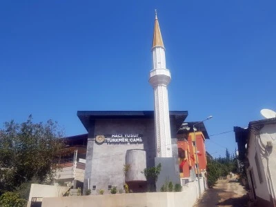 Gaziantep'te depremde yıkılan cami yeniden yapılarak ibadete a&ccedil;ıldı