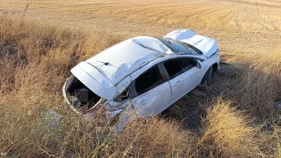 Gaziantep&rsquo;te devrilen otomobildeki 4 kişi yaralandı