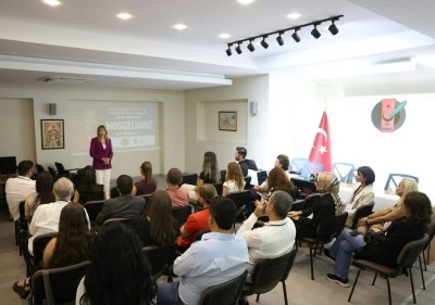 Gaziantep'te gazetecilere diksiyon ve haber spikerliği eğitimi verildi