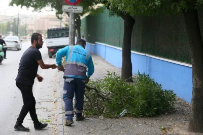 Gaziantep'te kuvvetli r&uuml;zgar etkili oldu