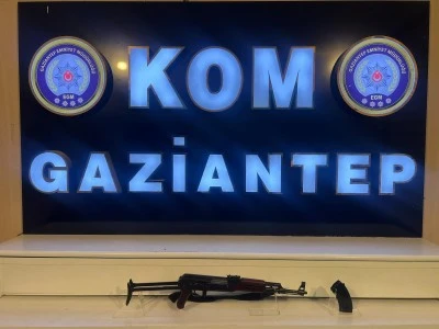 Gaziantep'te silah ka&ccedil;ak&ccedil;ılığı operasyonunda 2 zanlı tutuklandı