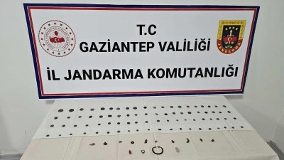 Gaziantep'te tarihi eser niteliğinde 80 sikke ile 14 obje ele ge&ccedil;irildi