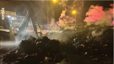 Gaziantep'te zincirleme trafik kazasında 1 kişi &ouml;ld&uuml;, 19 kişi yaralandı
