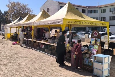 Gazze'ye destek i&ccedil;in "hayır &ccedil;arşısı" a&ccedil;ıldı